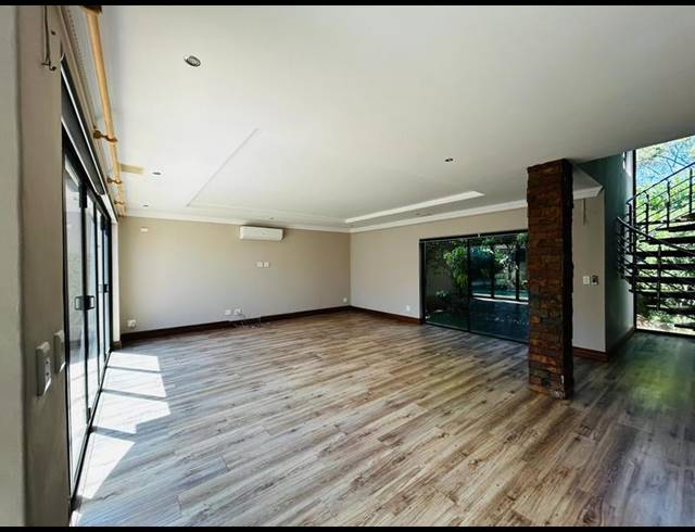 3 BEDROOM HOUSE FOR SALE IN SILVERWOODS COUNTRY ESTATE
